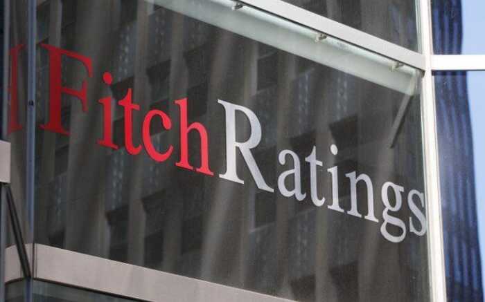 Fitch знизив рейтинг України до переддефолтного