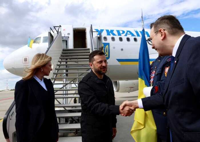 Президент Володимир Зеленський прибув до Чехії