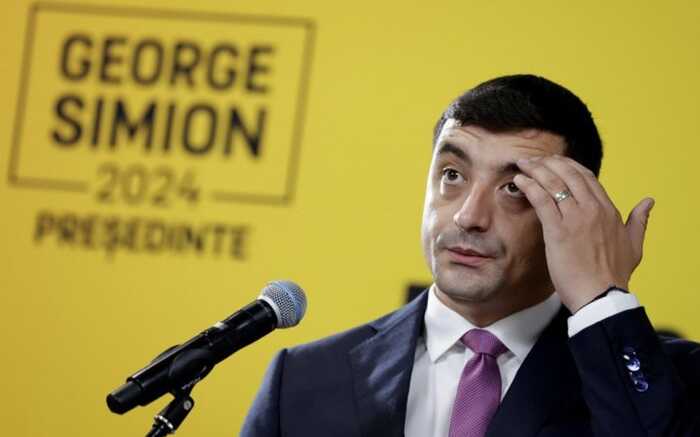Екзитпол: На виборах президента Румунії лідирує ультраправий кандидат Сіміон