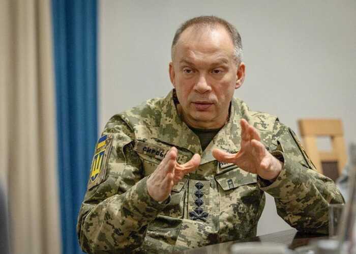 Сили оборони задіяли резерви на фронті — Сирський