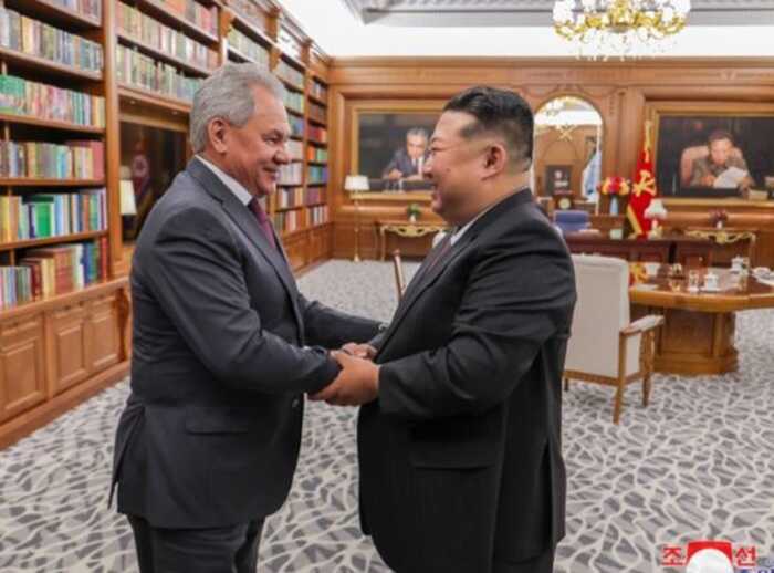 Кім Чен Ин пообіцяв Шойгу всебічну підтримку у війні РФ проти України