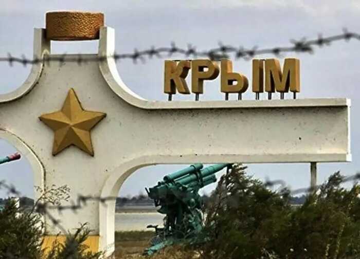 Росіяни масово перекидають військову техніку з Криму на Сумщину