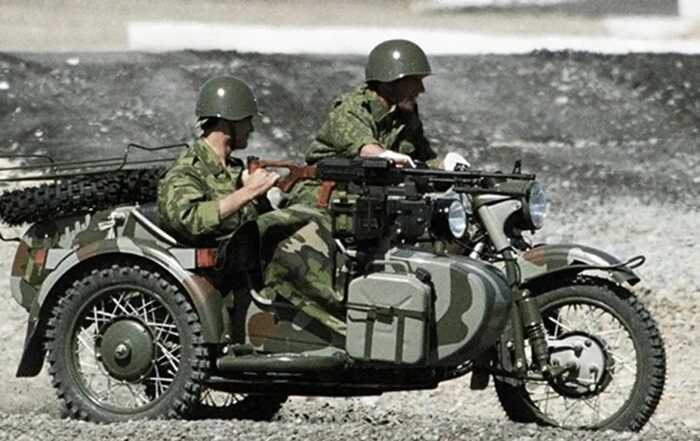 Росіяни почали використовувати нову тактику для штурмів українських позицій